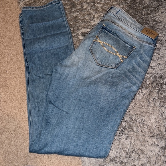 Abercrombie&fitch Lightwash Denim Low Rise Jeans Size 12L - Picture 6 of 7